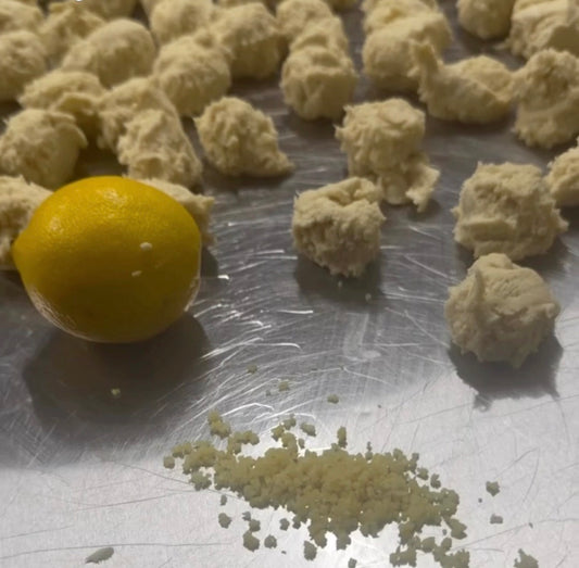 Lemon Zest Koulourakia
